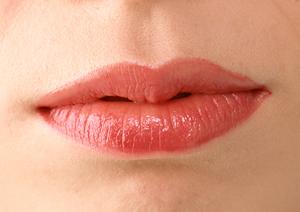 人気の銀座にあるマシン「筋トレエステ」