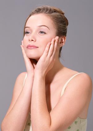 全国で唯一の二重まぶた専門医院美容外科メディクス。